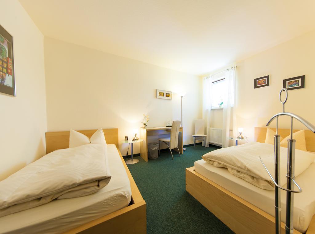 Garni-Hotel An Der Weide Berlin Kültér fotó
